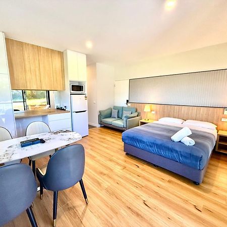 אפולו ביי Apollo Dream Suites מראה חיצוני תמונה